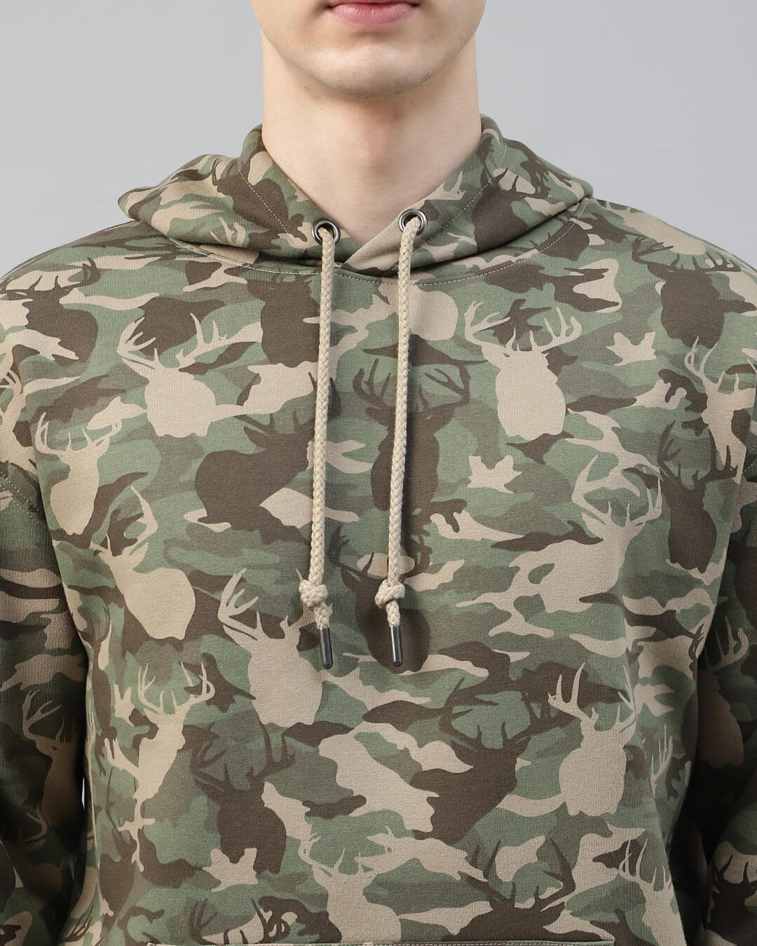 Army printed hoodie for men wear in winter session