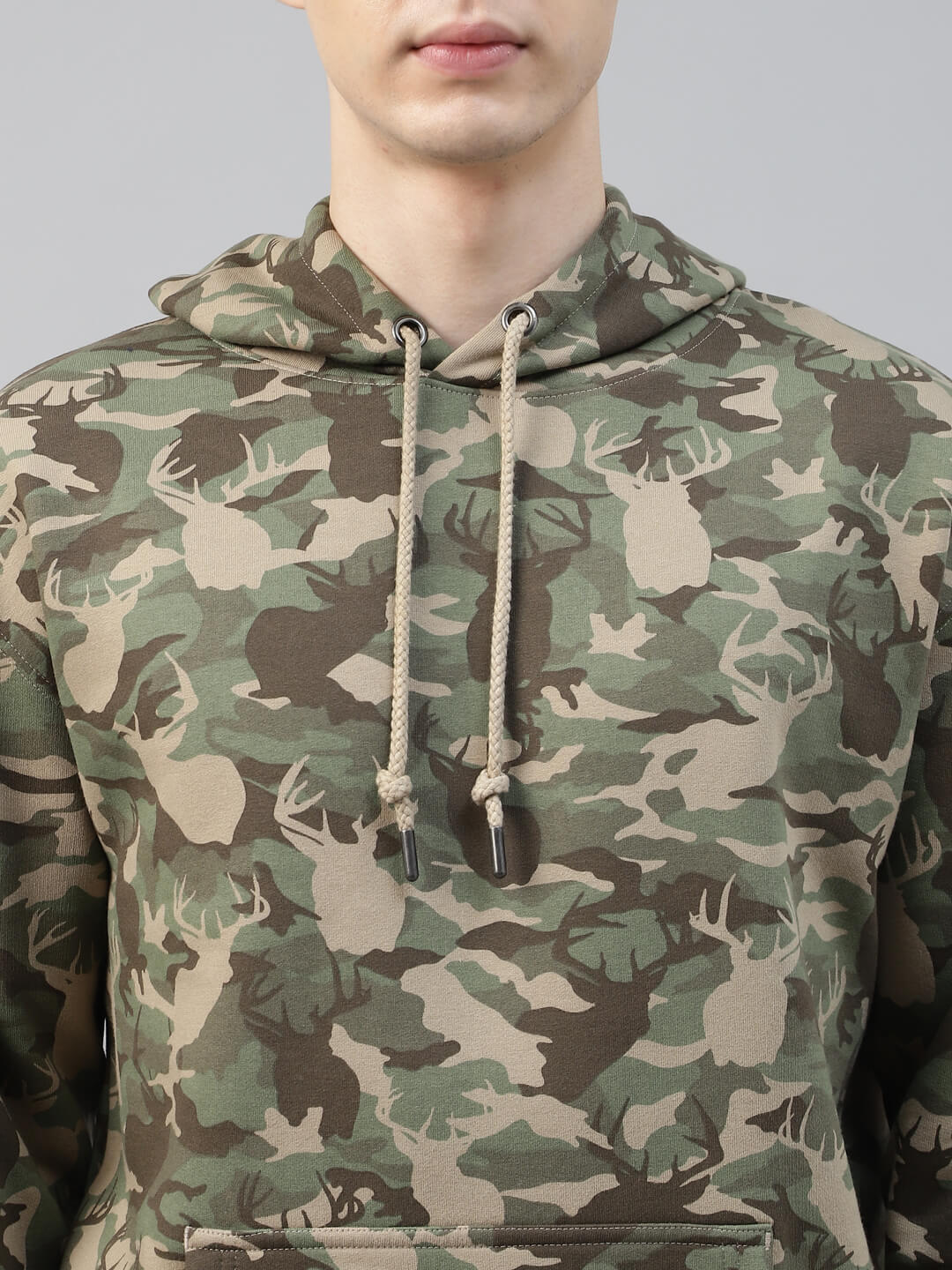 Army printed hoodie for men wear in winter session
