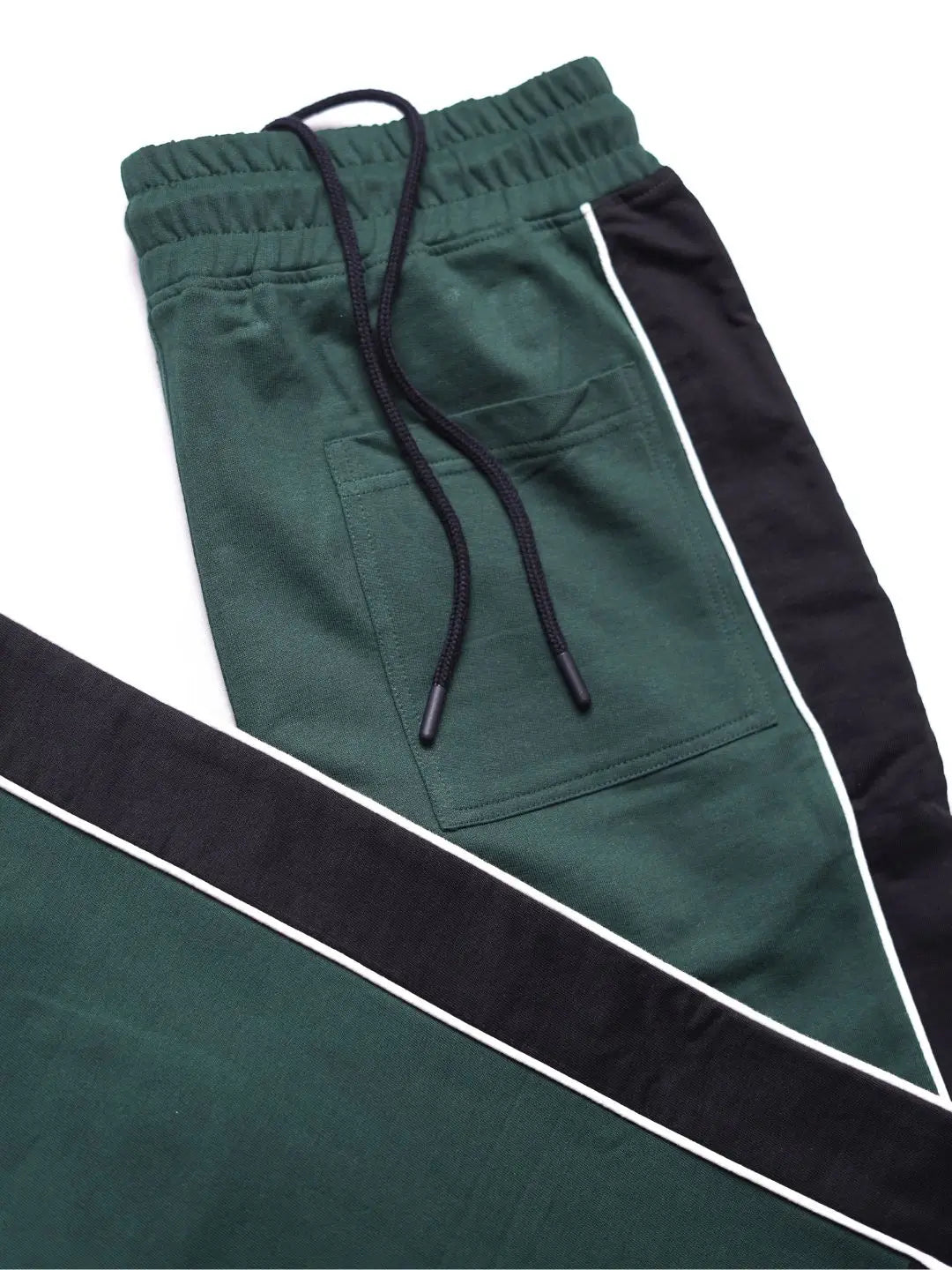 Green jogger pants with back pocket for men